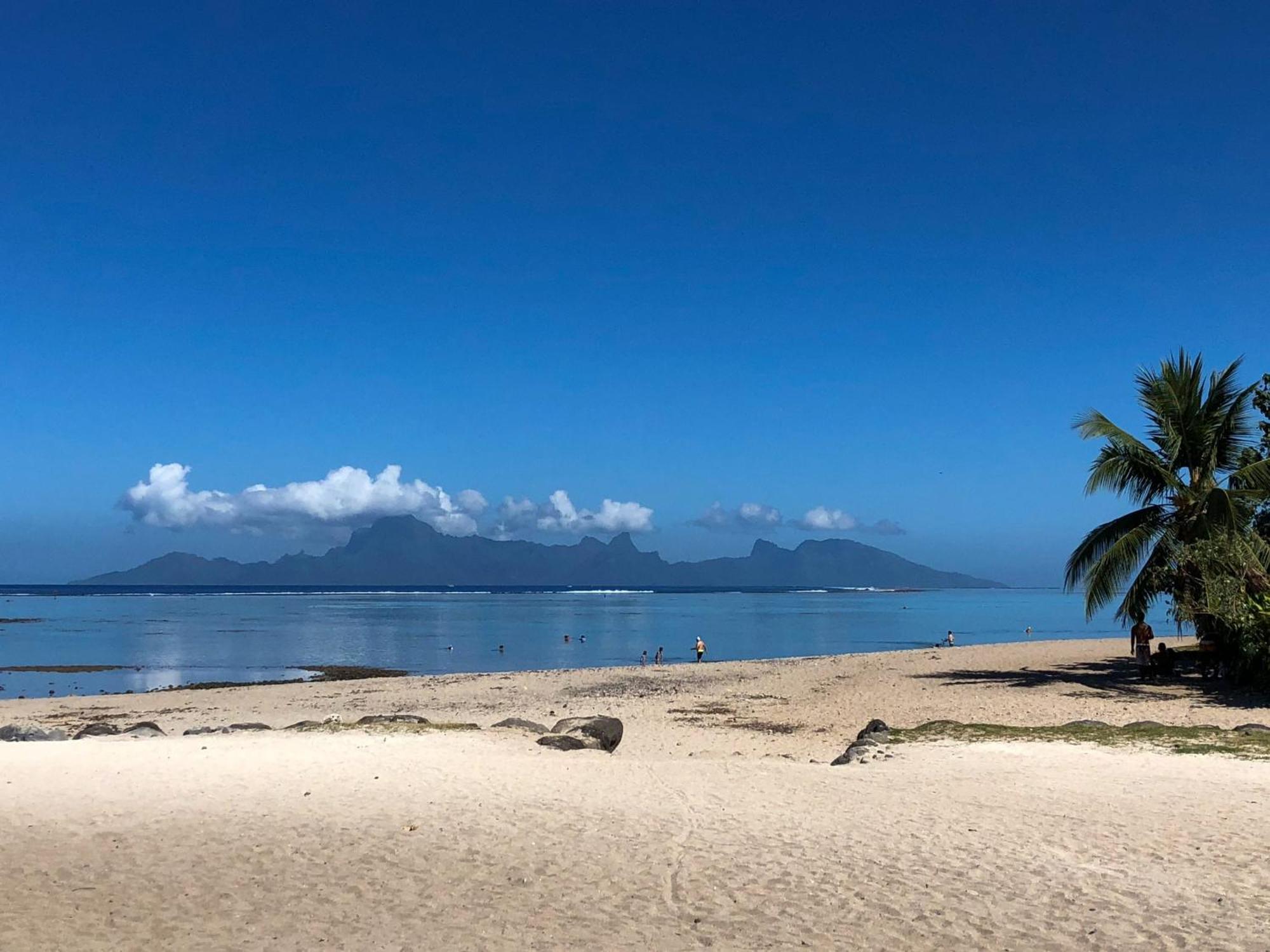Vaiata Lodge アルヴ エクステリア 写真